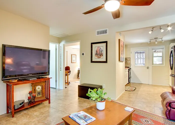 Villa Valley Vacation W/ Community Pools! Green Valley